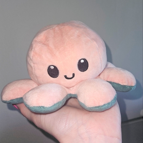 Moody Octopus Happy/Sad 🐙 Reversible Plush Toy Stuffed Animal with Emotions - Picture 2 of 2
